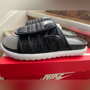 NWT Nike Asuna Slides (Women’s 8)